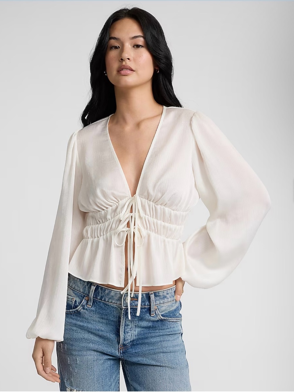 Express V-Neck Long Sleeve Smocked Tie
Front Top Women's Ivory Blouse Size M